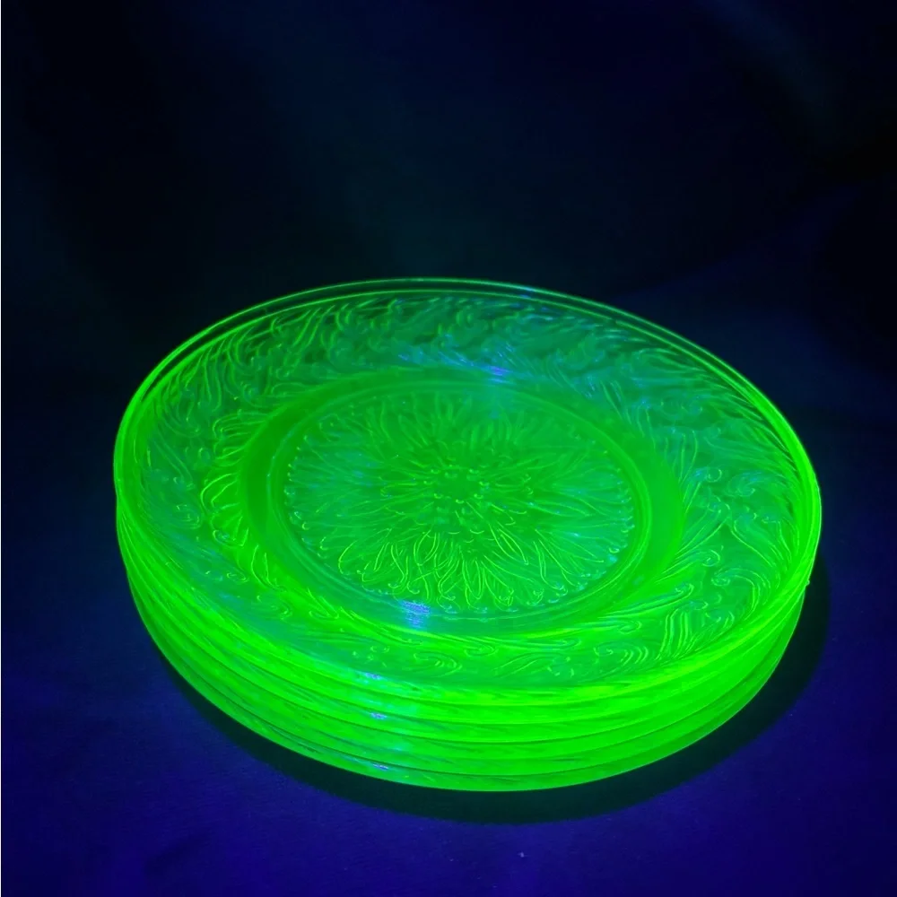 Vintage Uranium Vaseline Depression Green Glass Scrolled Plates-Set of 6